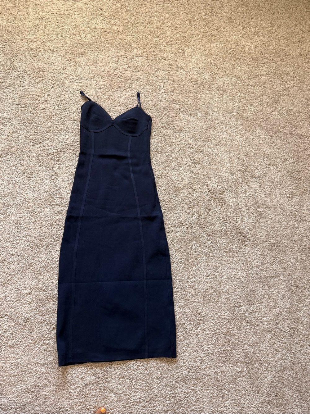 Elegant Black Midi Bodycon Dress with Spaghetti Straps